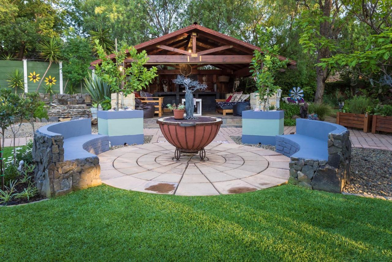 Gabbys Cottage Guesthouse Bloemfontein Extérieur photo